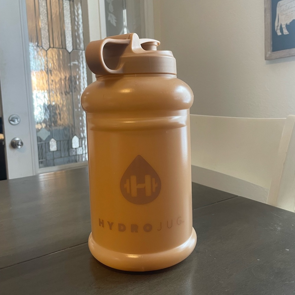 NUDE HYDROJUG